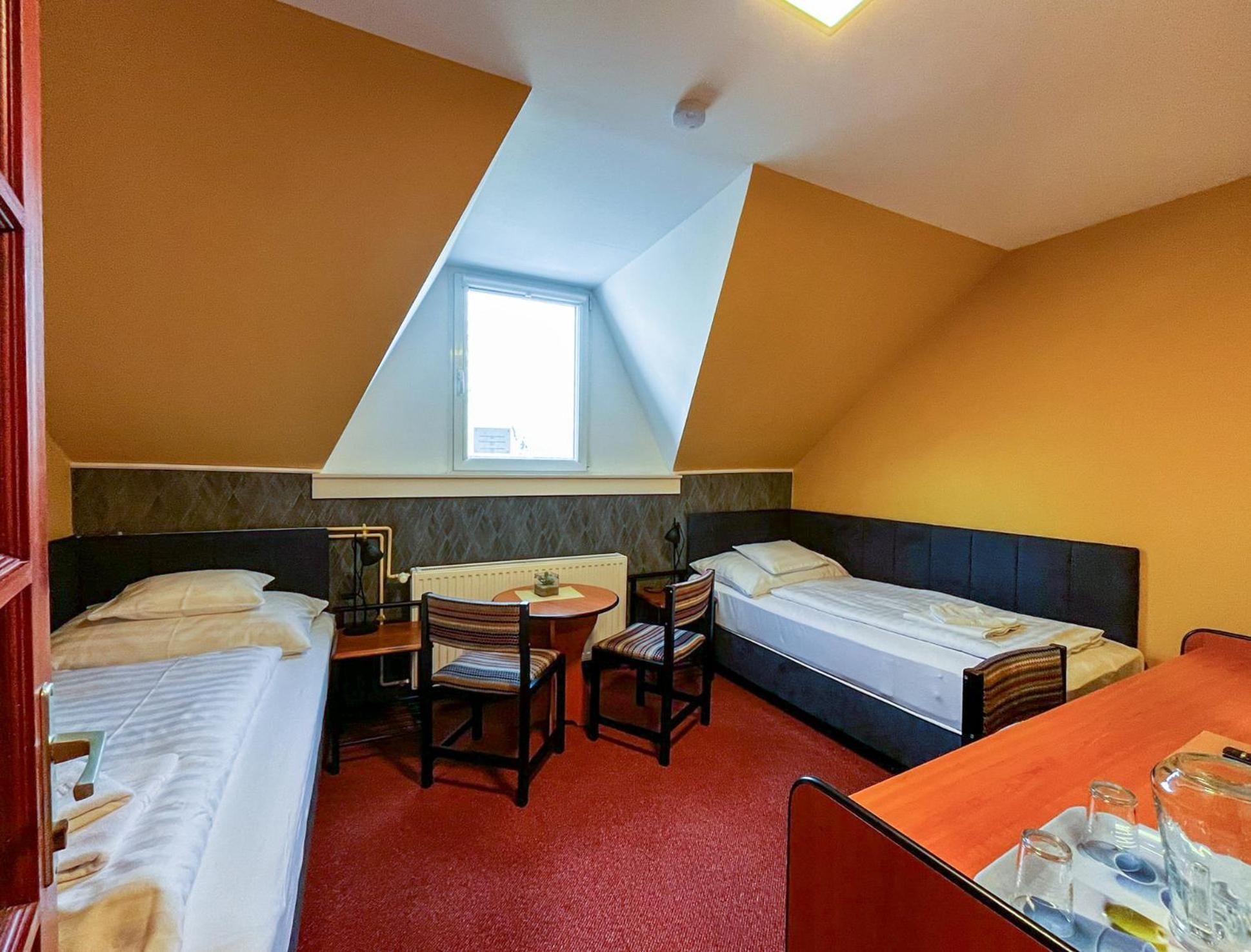 Kisviza Vendeghaz Hotel Байя Екстериор снимка